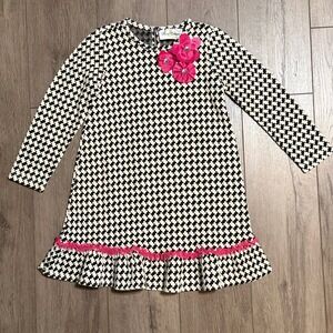 Vintage 90s Rare Edition, Black floral pattern ruffle dress textured fabric sz 6